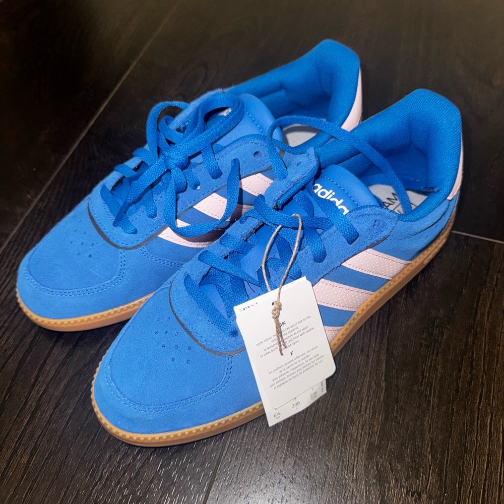 Adidas Breaknet Sleek Blue with light pink Stripes